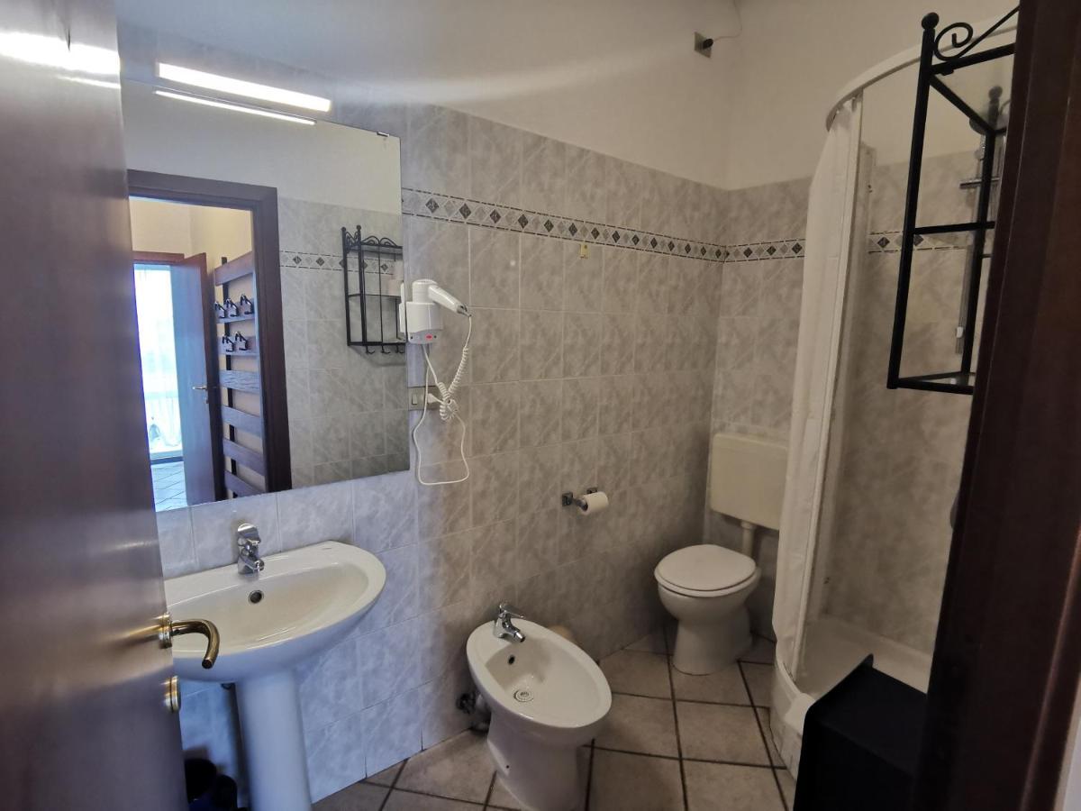 Residence La Lanterna Genoa Luaran gambar