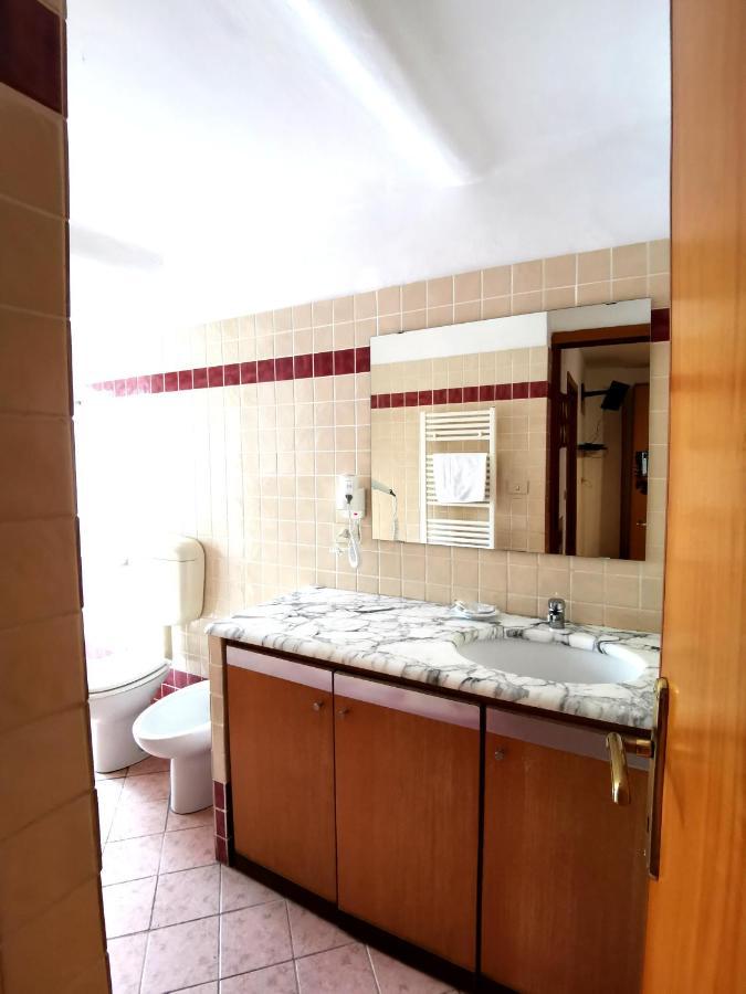 Residence La Lanterna Genoa Luaran gambar