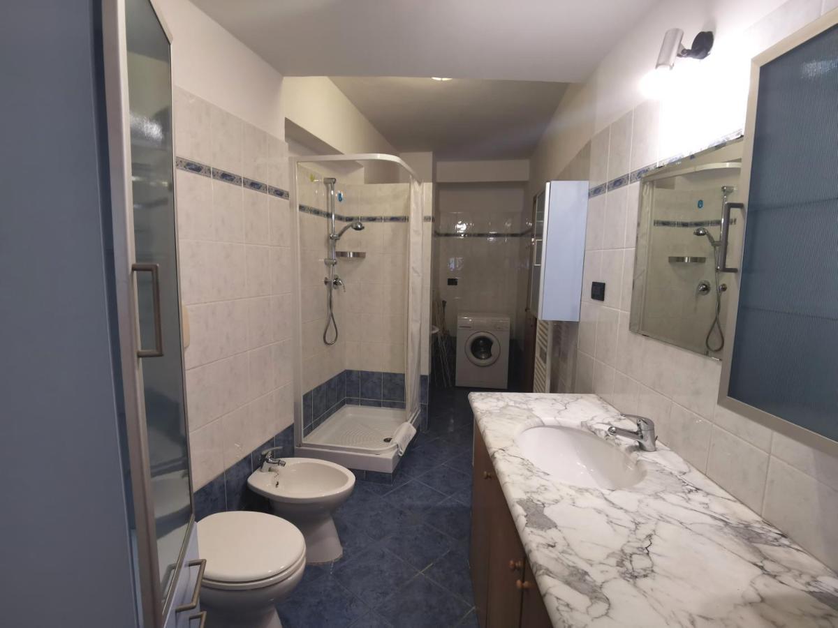 Residence La Lanterna Genoa Luaran gambar