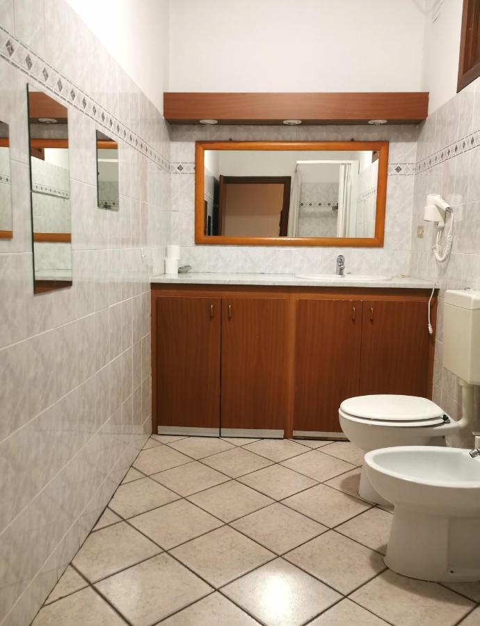 Residence La Lanterna Genoa Luaran gambar